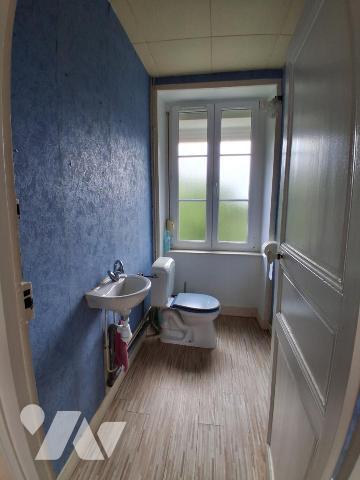 MAISON DE CARACTERE 79 m² - 2 CHAMBRES sur 2335 m² de terrain