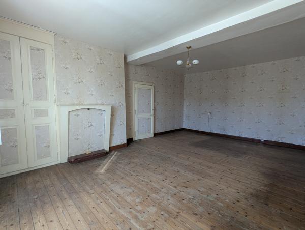 MAISON A RENOVER