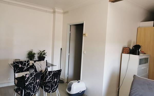 Appartement à vendre    1 pièce • 37,99 m2 Maurepas