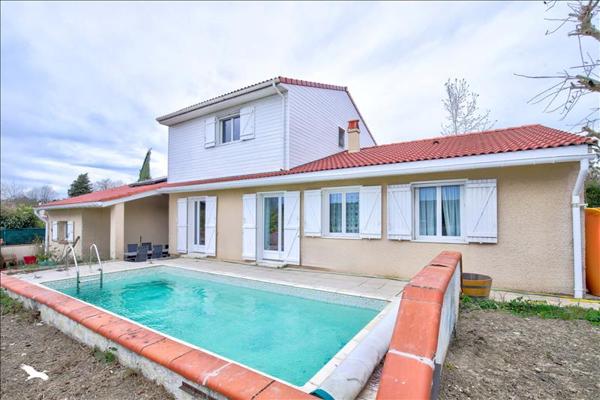 Maison à vendre |  Saint-Jean |  7 pièces | 155 m²