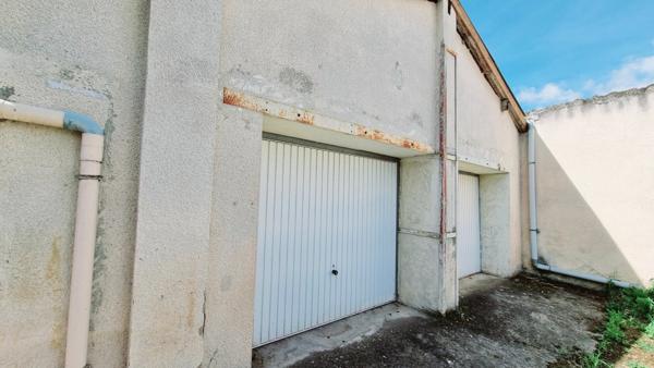 Stationnement à louer    15 m2 Albi