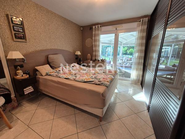 Maison à vendre bourg de Sulniac, 262 m² avec un parc de plus de 4700 m²