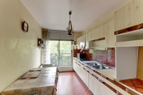 Limite clermont / chamalières, t5 avec 3 chambres + 2 bains