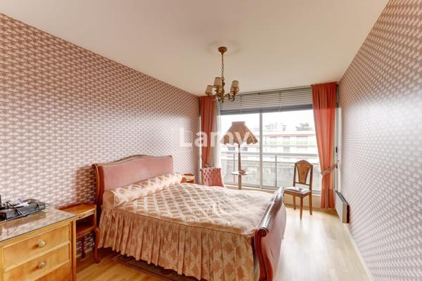 Limite clermont / chamalières, t5 avec 3 chambres + 2 bains