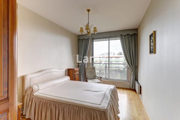 Limite clermont / chamalières, t5 avec 3 chambres + 2 bains