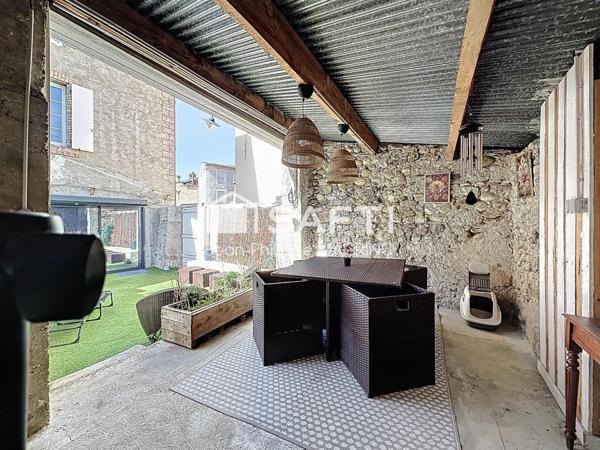 Maison en pierre rénovée 110 m² – 3 chambres – Suite parentale – Terrasse – Parking