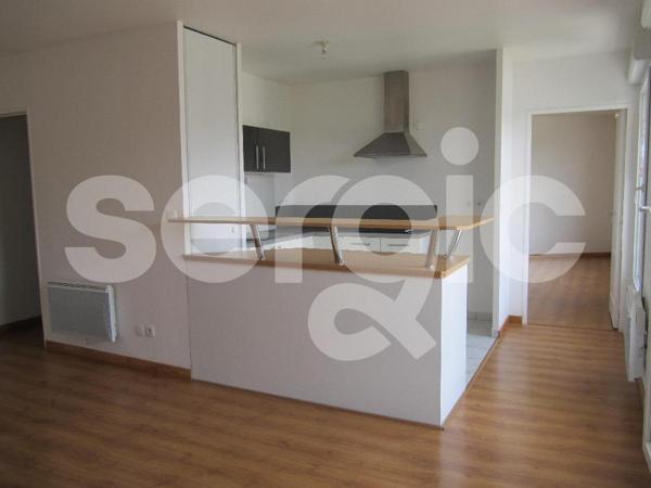 Location 2 Pieces 49 80000 Amiens 25 1004 01 0069