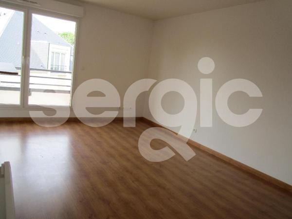 Location 2 Pieces 49 80000 Amiens 25 1004 01 0069