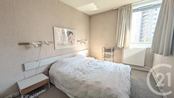 Appartement F4 à vendre  4 pièces - 85,14 m 2   PARIS  - 75019
