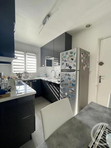 Maison à vendre  7 pièces - 117,60 m 2   VILLEPARISIS  - 77
