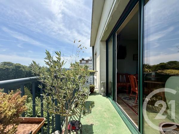 Appartement F5 à vendre  5 pièces - 104,81 m 2   ST GERMAIN EN LAYE  - 78