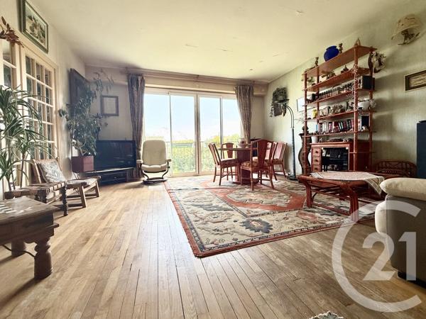 Appartement F5 à vendre  5 pièces - 104,81 m 2   ST GERMAIN EN LAYE  - 78