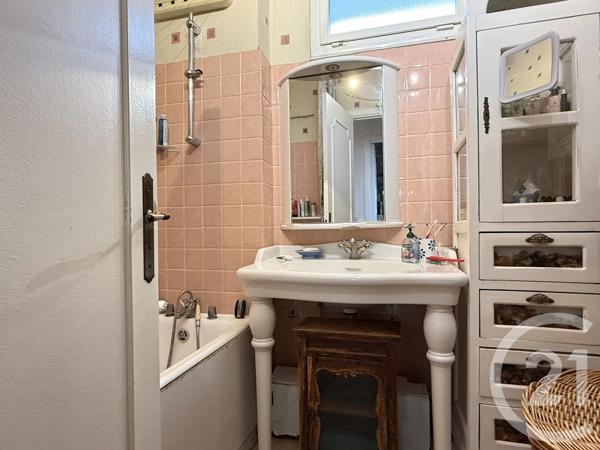 Appartement F5 à vendre  5 pièces - 104,81 m 2   ST GERMAIN EN LAYE  - 78