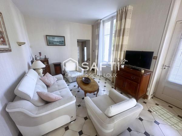 Maison 3 chambres, jardin clos, proche Sèvre et du petit Leclerc