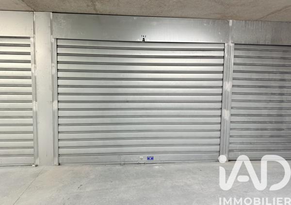Parking à vendre 30 m² Paris 19