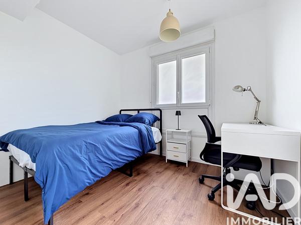 Location appartement 5 pièces 76,1 m² Corbeil-Essonnes