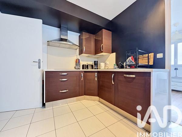 Location appartement 5 pièces 76,1 m² Corbeil-Essonnes