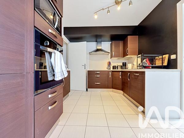 Location appartement 5 pièces 76,1 m² Corbeil-Essonnes