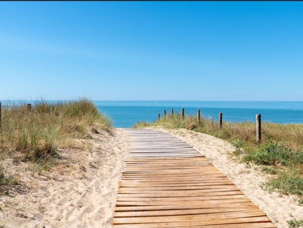 Studio Bord de Mer (plage a 700 mètres)