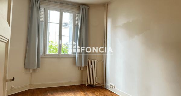 Location Appartement 2 pièces 40.98 m² - Paris 75016