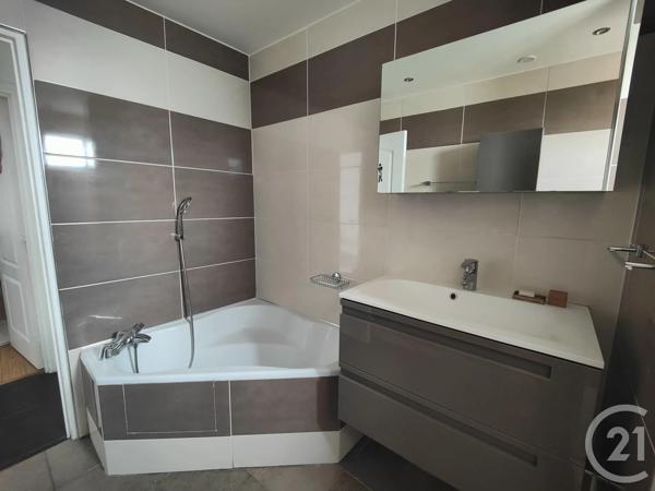 Appartement F4 à vendre  4 pièces - 59 m 2   SARTROUVILLE  - 78