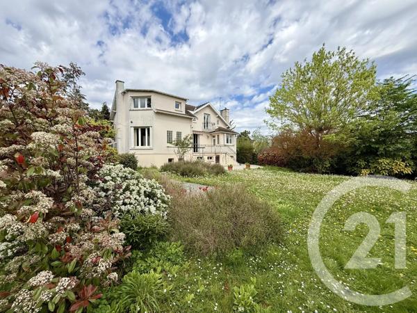 Maison à vendre  8 pièces - 233 m 2   MARLY LE ROI  - 78
