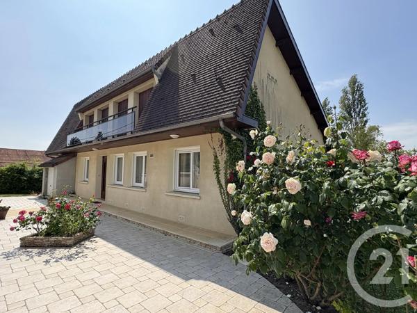 Appartement T8 à vendre  8 pièces - 255 m 2   CHATEAUROUX  - 36