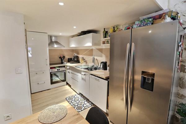 A LOUER Appartement Entraigues Sur La Sorgue 3 pièce(s) 69 m²
