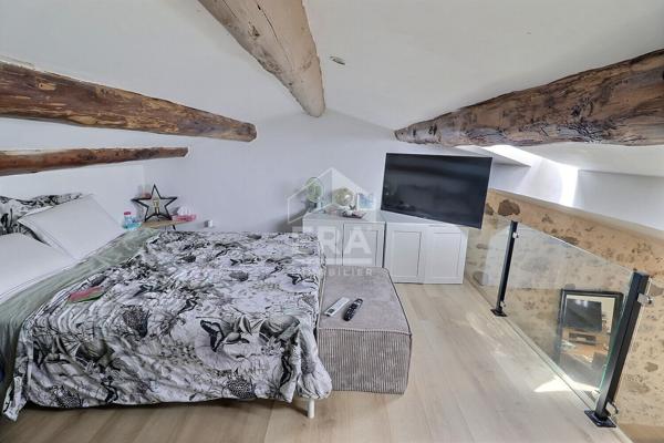 A LOUER Appartement Entraigues Sur La Sorgue 3 pièce(s) 69 m²