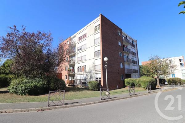 Appartement F4 à vendre  4 pièces - 78 m 2   ECOUEN  - 95