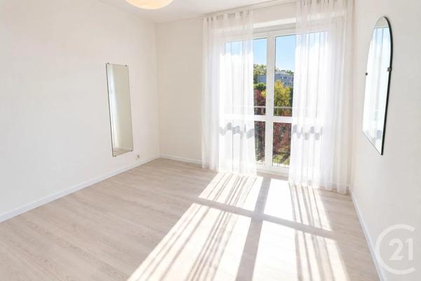 Appartement F4 à vendre  4 pièces - 78 m 2   ECOUEN  - 95