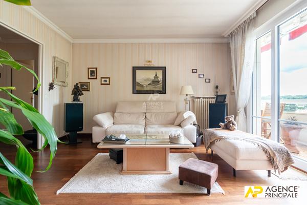 Appartement 4 pièce(s) 93.14 m2 519 000 € **  - Référence  4748