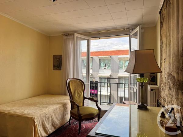 Appartement F3/4 à vendre  3 pièces - 85,25 m 2   PARIS  - 75012
