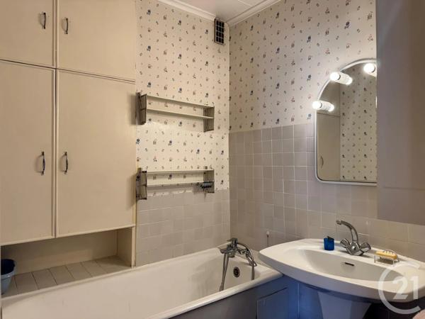 Appartement F3/4 à vendre  3 pièces - 85,25 m 2   PARIS  - 75012