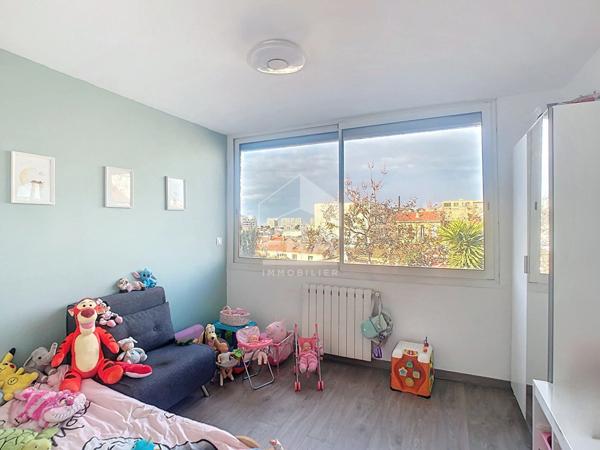 A VENDRE MARSEILLE 13014 BON SECOURS ST GABRIEL DUPLEX APPARTEMENT T4 TOITS TERRASSES BALCON