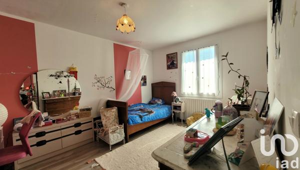 Maison à vendre 9 pièces 221 m² L'Isle-sur-la-Sorgue