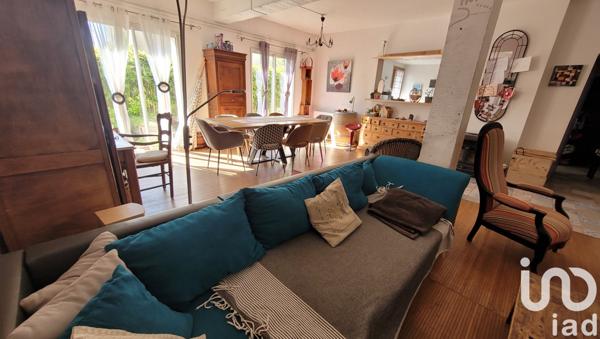 Maison à vendre 9 pièces 221 m² L'Isle-sur-la-Sorgue
