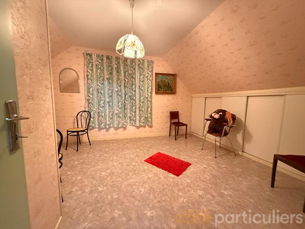 Vente
                Maison122,63 m² - 6 Pièces -
                    SAINT AMAND MONTROND (18200)