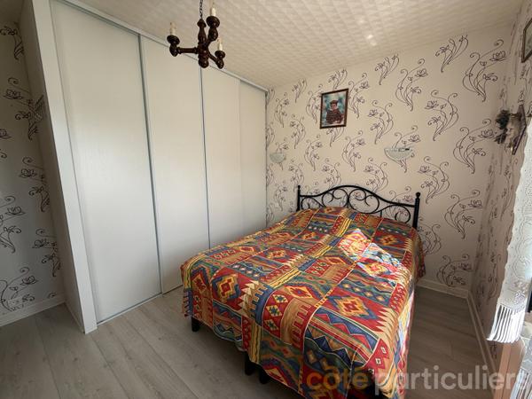 Vente
                Maison122,63 m² - 6 Pièces -
                    SAINT AMAND MONTROND (18200)