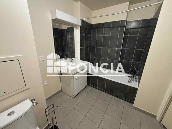 Location Appartement 2 pièces 41 m² - 9 D RUE GABRIEL VILAIN Les Mureaux 78130