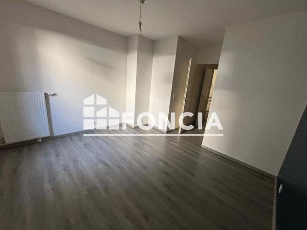 Location Appartement 2 pièces 41 m² - 9 D RUE GABRIEL VILAIN Les Mureaux 78130