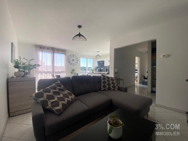 3%COM Beau F3 avec double balcon et double garage  Hochfelden (67270)