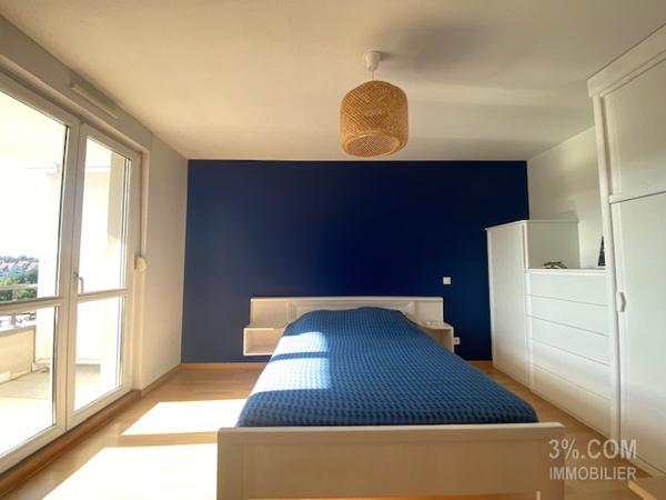 3%COM Beau F3 avec double balcon et double garage  Hochfelden (67270)