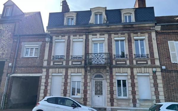 Appartement à louer    2 pièces •  Damville