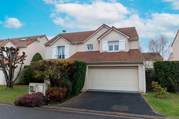 Maison Bretigny Sur Orge 6 pièce(s) 140 m2