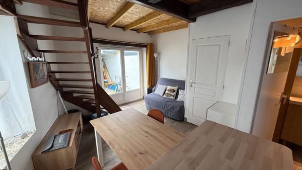 QUIBERON - Vente maison située dans un quartier calme à deux pas du centre-ville