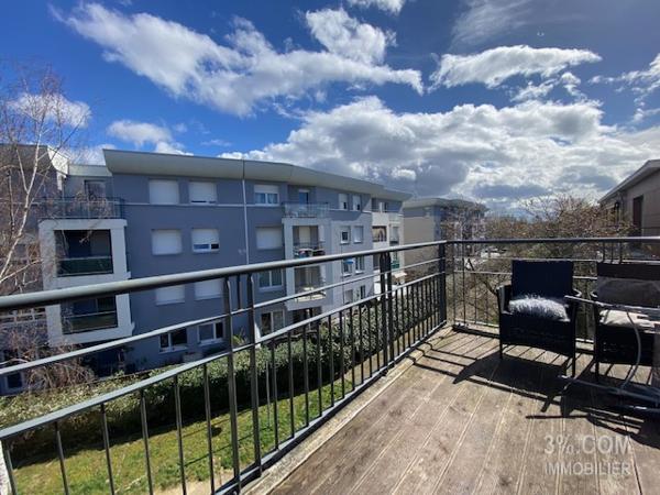 3%.COM Très beau F2 avec terrasse et garage - vendu loué Strasbourg (67000)