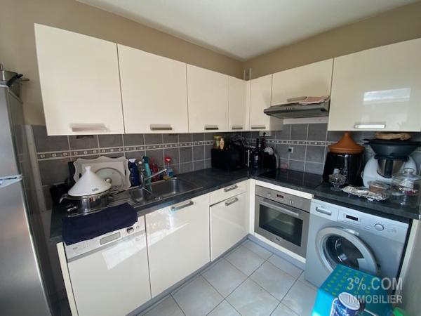 3%.COM Très beau F2 avec terrasse et garage - vendu loué Strasbourg (67000)