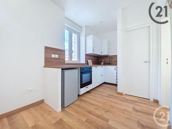 Maison à vendre  12 pièces - 346 m2 SISSONNE - 02