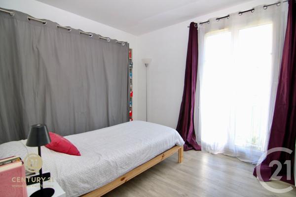 Appartement F5 à vendre  5 pièces - 88,20 m2 CHESSY - 77